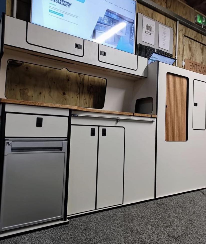 VW T5/6 Deluxe Kitchen