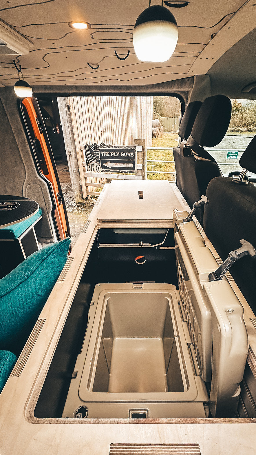 THE PLY GUYS Bruich Mhor Kitchen Pod