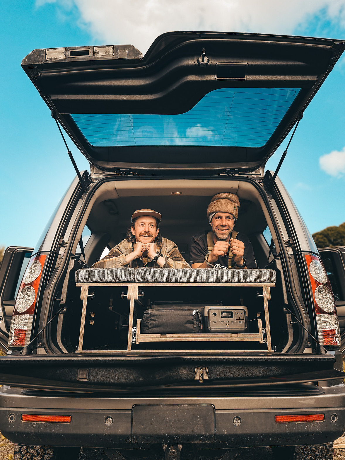 LAND ROVER DISCOVERY 3 & 4 CUILLIN SLEEPING PLATFORM SYSTEM AND CAMPER POD