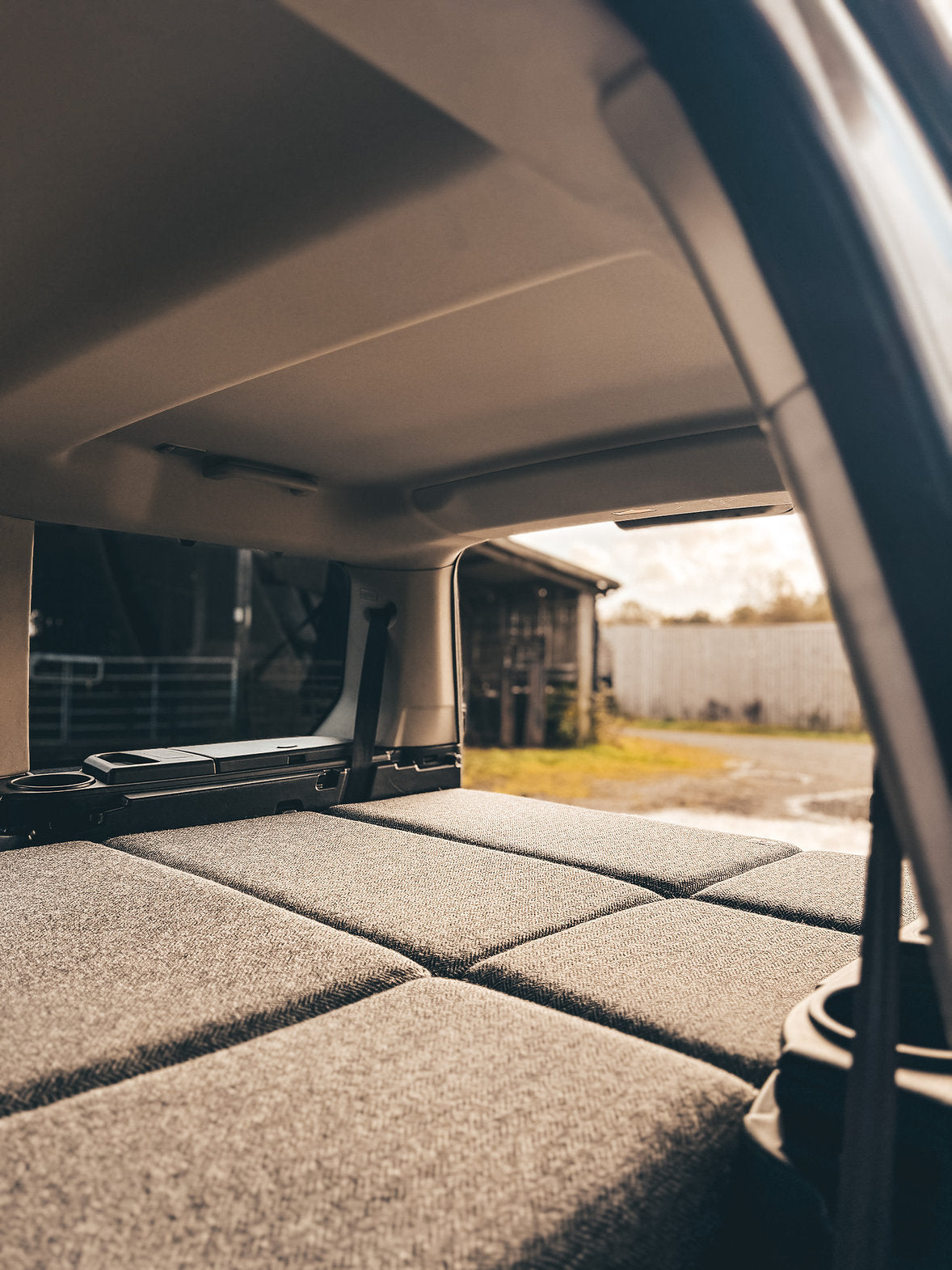 LAND ROVER DISCOVERY 3 & 4 CUILLIN SLEEPING PLATFORM SYSTEM AND CAMPER POD